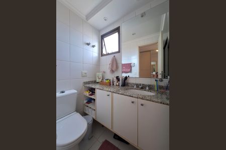 Apartamento para alugar com 124m², 3 quartos e 3 vagasBanheiro Quarto 3