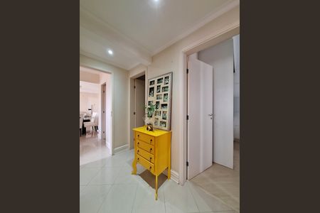 Apartamento para alugar com 124m², 3 quartos e 3 vagasHall