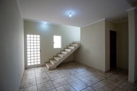 Sala  de casa de condomínio para alugar com 2 quartos, 70m² em Jardim Clarice I, Votorantim