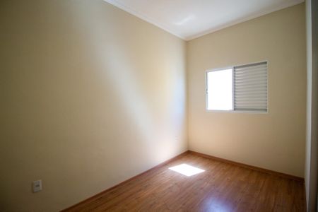 Casa de condomínio para alugar com 70m², 2 quartos e 2 vagasQuarto 1