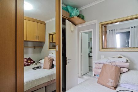 Apartamento à venda com 75m², 3 quartos e 2 vagasQuarto 2