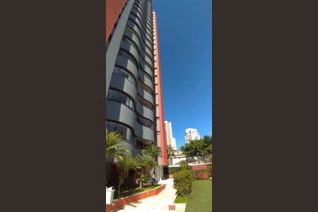 Apartamento à venda com 75m², 3 quartos e 2 vagasFachada