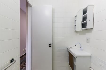 Apartamento para alugar com 48m², 2 quartos e 1 vaga Apartamento para alugar com 48m², 2 quartos e 1 vagaBanheiro
