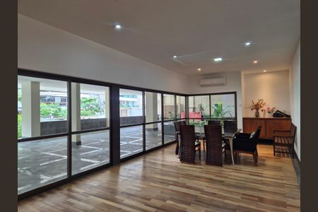 Apartamento para alugar com 208m², 3 quartos e 3 vagas Apartamento para alugar com 208m², 3 quartos e 3 vagasÁrea comum