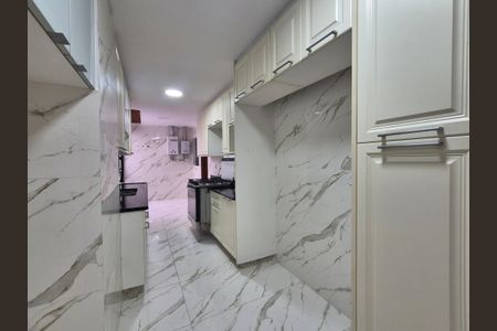 Apartamento para alugar com 208m², 3 quartos e 3 vagas Apartamento para alugar com 208m², 3 quartos e 3 vagasCozinha