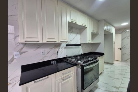 Apartamento para alugar com 208m², 3 quartos e 3 vagas Apartamento para alugar com 208m², 3 quartos e 3 vagasCozinha