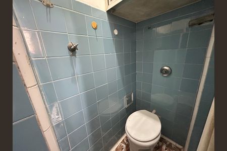 Apartamento à venda com 55m², 2 quartos e sem vagaBanheiro de serviço