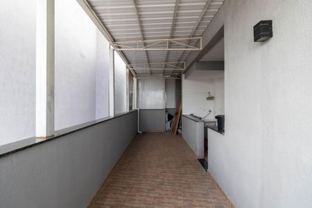 Apartamento para alugar com 45m², 2 quartos e sem vaga Apartamento para alugar com 45m², 2 quartos e sem vagaVaranda