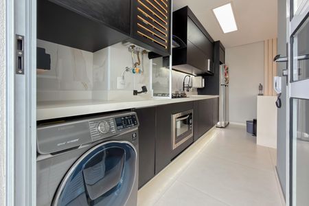 Apartamento à venda com 55m², 2 quartos e 1 vaga Apartamento à venda com 55m², 2 quartos e 1 vagaÁrea de Serviço