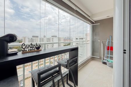 Apartamento à venda com 55m², 2 quartos e 1 vaga Apartamento à venda com 55m², 2 quartos e 1 vagaVaranda