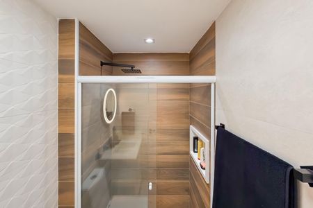 Apartamento à venda com 55m², 2 quartos e 1 vaga Apartamento à venda com 55m², 2 quartos e 1 vagaBanheiro Social