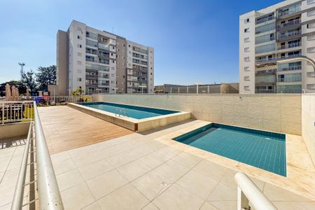 Apartamento à venda com 55m², 2 quartos e 1 vaga Apartamento à venda com 55m², 2 quartos e 1 vagaPiscina