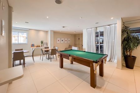 Apartamento à venda com 55m², 2 quartos e 1 vaga Apartamento à venda com 55m², 2 quartos e 1 vagaSalão de Jogos