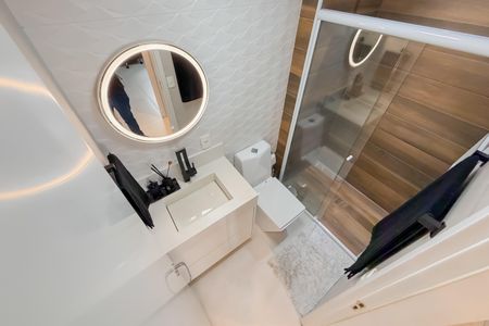 Apartamento à venda com 55m², 2 quartos e 1 vaga Apartamento à venda com 55m², 2 quartos e 1 vagaBanheiro Social