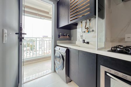 Apartamento à venda com 55m², 2 quartos e 1 vaga Apartamento à venda com 55m², 2 quartos e 1 vagaÁrea de Serviço