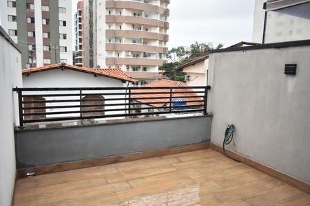 Casa à venda com 140m², 3 quartos e 2 vagasVaranda/quintal