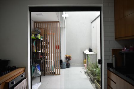Casa à venda com 140m², 3 quartos e 2 vagasQuintal