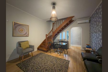 Casa à venda com 5 quartos, 110m² em Vila Mariana, São Paulo