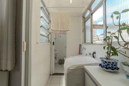 Apartamento à venda com 85m², 2 quartos e 1 vagaÁrea de Serviço