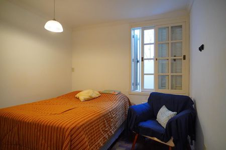 Quarto  de apartamento à venda com 2 quartos, 43m² em Rio Branco, Porto Alegre