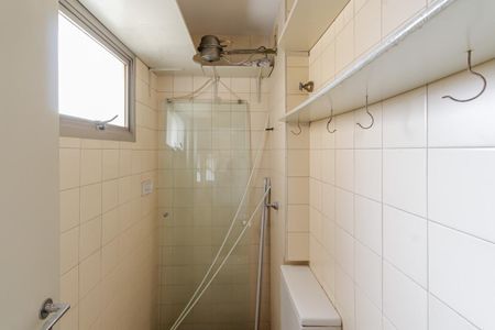 Apartamento para alugar com 100m², 3 quartos e 2 vagasBanheiro de serviço