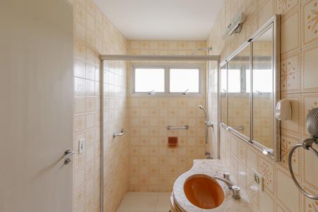 Apartamento para alugar com 100m², 3 quartos e 2 vagasBanheiro da Suíte