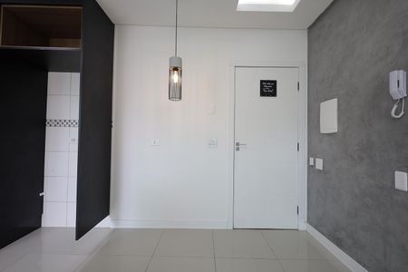 Sala de apartamento para alugar com 2 quartos, 78m² em Vila Cecilia Maria, Santo André