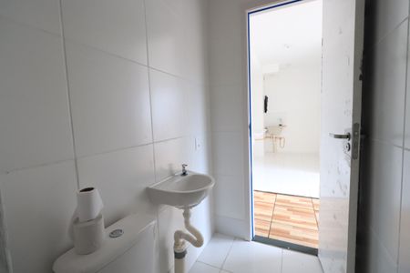 Apartamento para alugar com 33m², 2 quartos e sem vagaBanheiro