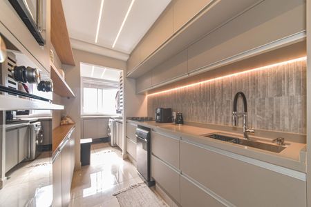 Apartamento para alugar com 103m², 2 quartos e 2 vagas Apartamento para alugar com 103m², 2 quartos e 2 vagasCozinha