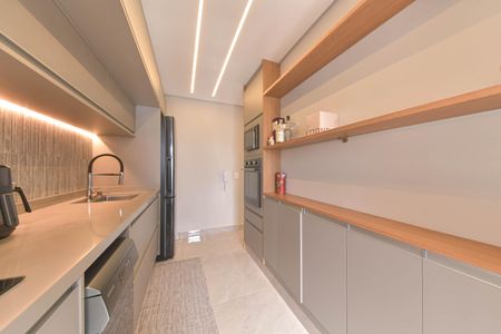 Apartamento para alugar com 103m², 2 quartos e 2 vagas Apartamento para alugar com 103m², 2 quartos e 2 vagasCozinha