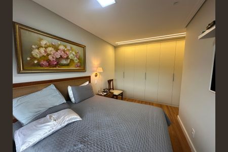 Apartamento à venda com 120m², 3 quartos e 2 vagasSuíte 3