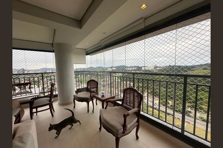 Apartamento à venda com 120m², 3 quartos e 2 vagasSala