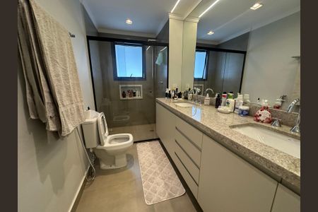 Apartamento à venda com 120m², 3 quartos e 2 vagasBanheiro da Suíte 3