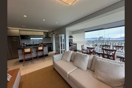 Apartamento à venda com 120m², 3 quartos e 2 vagasSala