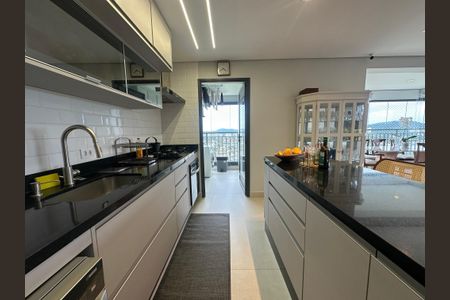 Apartamento à venda com 120m², 3 quartos e 2 vagasCozinha