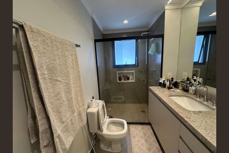 Apartamento à venda com 120m², 3 quartos e 2 vagasBanheiro da Suíte 3