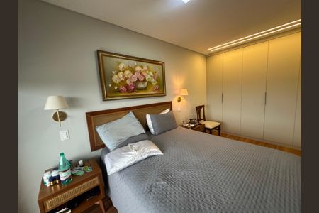 Apartamento à venda com 120m², 3 quartos e 2 vagasSuíte 3