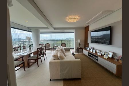 Apartamento à venda com 120m², 3 quartos e 2 vagasSala