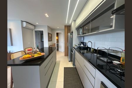 Apartamento à venda com 120m², 3 quartos e 2 vagasCozinha