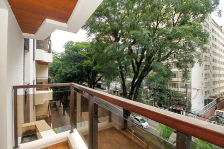 Apartamento para alugar com 140m², 3 quartos e 2 vagas Apartamento para alugar com 140m², 3 quartos e 2 vagasVaranda da Sala de Estar e Jantar
