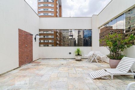 Apartamento para alugar com 140m², 3 quartos e 2 vagas Apartamento para alugar com 140m², 3 quartos e 2 vagasÁrea Comum - Piscina
