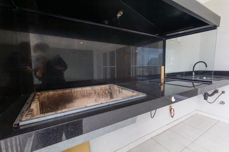 Apartamento para alugar com 135m², 3 quartos e 2 vagas Apartamento para alugar com 135m², 3 quartos e 2 vagasVaranda