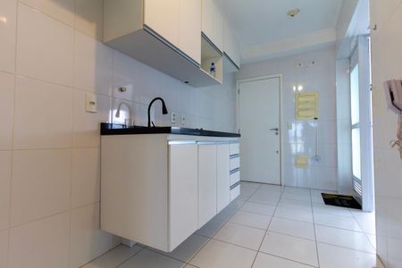 Apartamento para alugar com 135m², 3 quartos e 2 vagas Apartamento para alugar com 135m², 3 quartos e 2 vagasCozinha