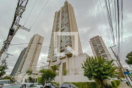 Apartamento para alugar com 135m², 3 quartos e 2 vagas Apartamento para alugar com 135m², 3 quartos e 2 vagasFachada