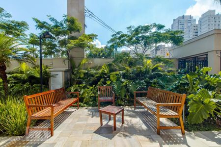 Apartamento para alugar com 135m², 3 quartos e 2 vagas Apartamento para alugar com 135m², 3 quartos e 2 vagasÁrea comum