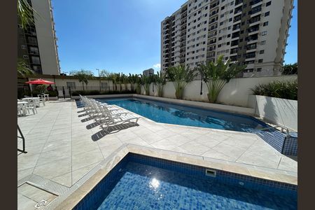 Apartamento para alugar com 50m², 2 quartos e sem vagaÁrea comum - Piscina