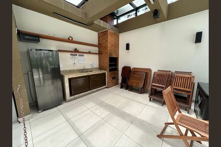 Apartamento para alugar com 50m², 2 quartos e sem vagaÁrea comum - Churrasqueira