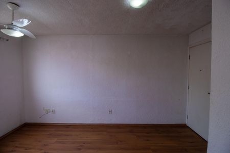 Sala de apartamento para alugar com 2 quartos, 42m² em Bairro Jardim Nossa Senhora das Graças, Cotia