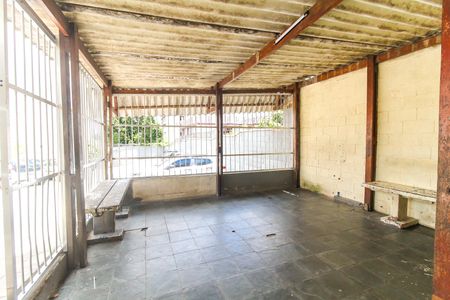 Apartamento à venda com 76m², 2 quartos e 1 vagaÁrea comum