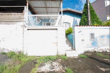 Casa à venda com 130m², 2 quartos e 1 vagaFachada